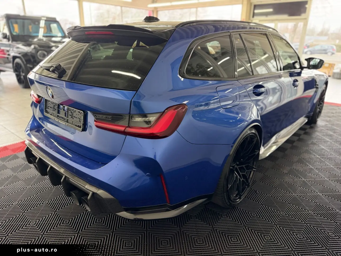 BMW M3 Touring xDrive Competition Carbon