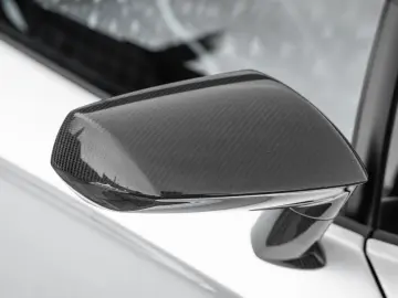 LAMBORGHINI Aventador S Roadster   Carbon Pack   1. Hand