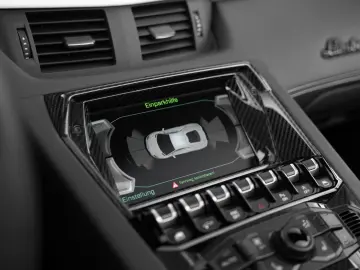 LAMBORGHINI Aventador S Roadster   Carbon Pack   1. Hand