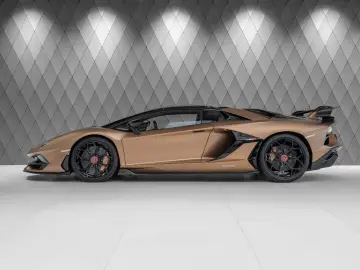 LAMBORGHINI Aventador SVJ Roadster MATT GOLD CARBON WARRANTY