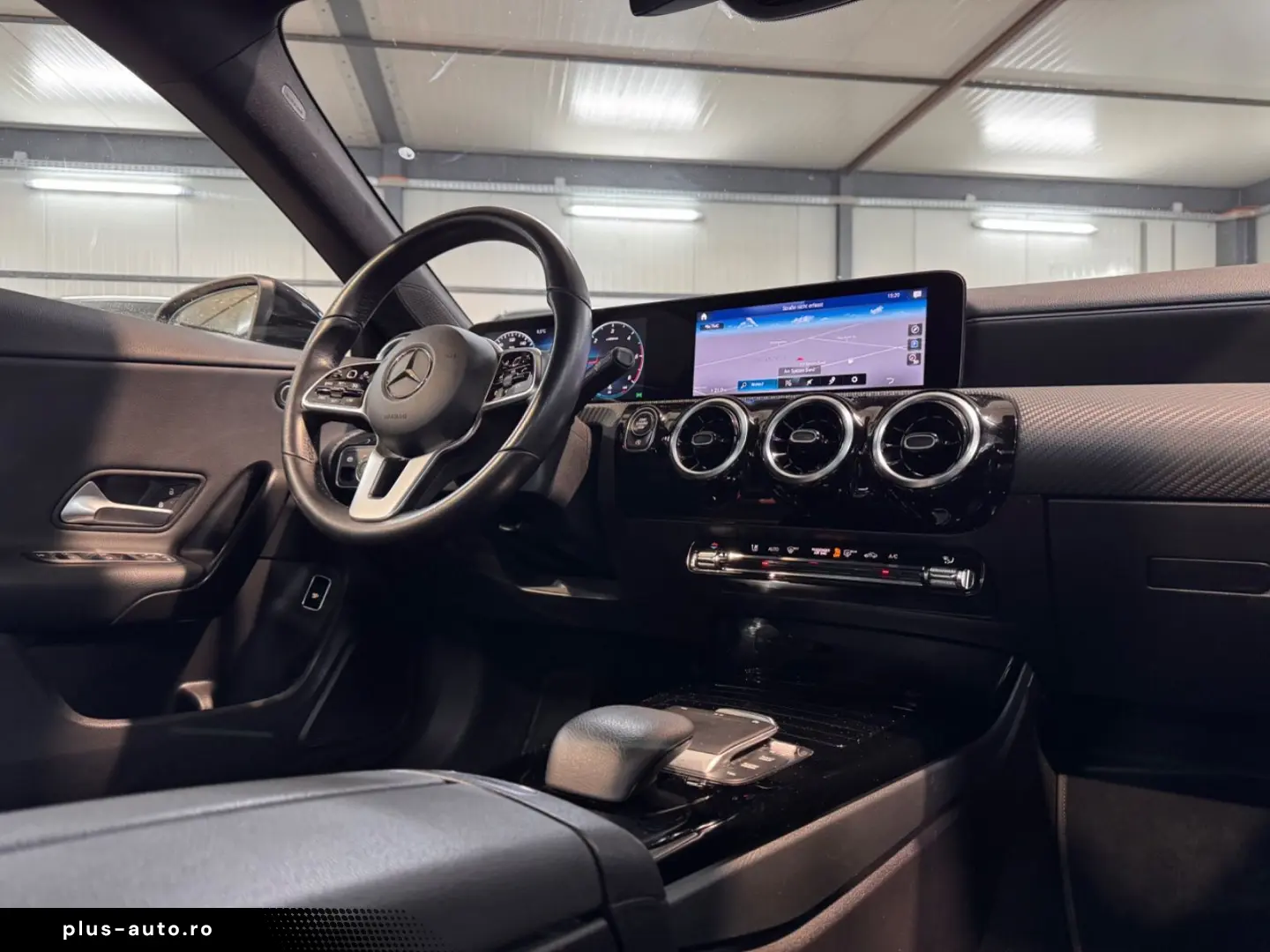 MERCEDES-BENZ CLA 180 d COUPE MBUX SPUR WIDE LED KAME 1.H