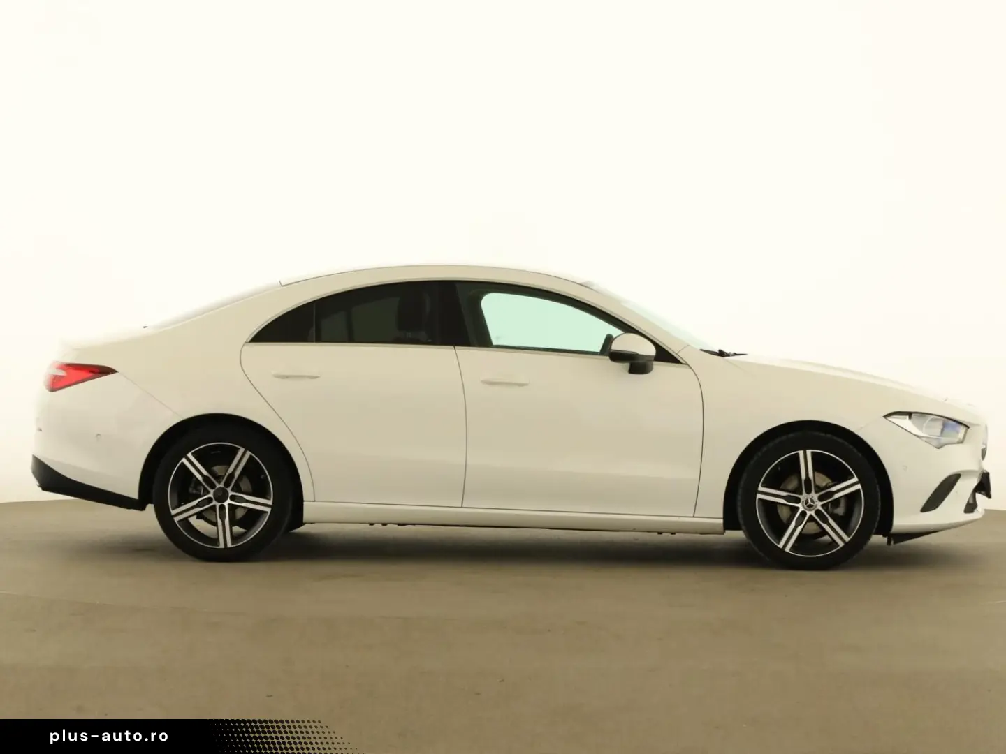 MERCEDES-BENZ CLA 180 Coupé PROGRESSIVE LED-TAG KAM Mbux