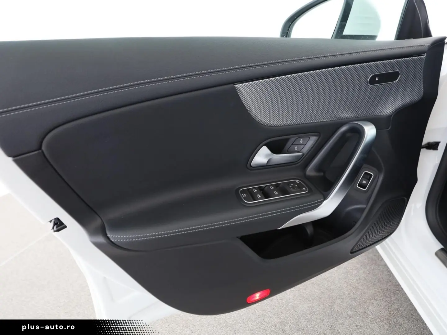 MERCEDES-BENZ CLA 180 Coupé PROGRESSIVE LED-TAG KAM Mbux