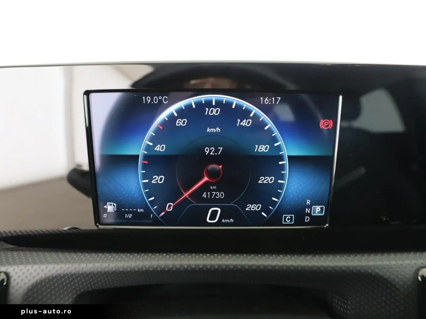 MERCEDES-BENZ CLA 180 Coupé PROGRESSIVE LED-TAG KAM Mbux