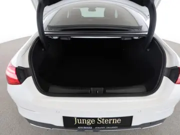 MERCEDES-BENZ CLA 180 Coupé PROGRESSIVE LED-TAG KAM Mbux