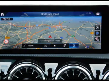 Mercedes-Benz AMG A 35 4MATIC Limousine Aero Pano