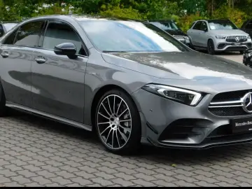 Mercedes-Benz AMG A 35 4MATIC Limousine Aero Pano