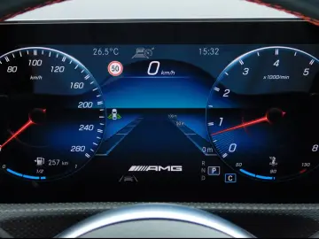 Mercedes-Benz AMG A 35 4MATIC Limousine Aero Pano