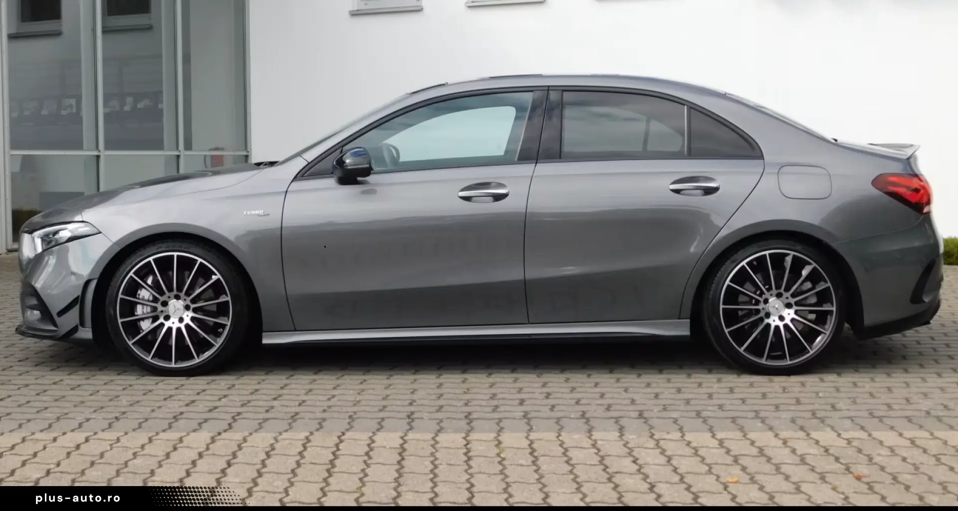 Mercedes-Benz AMG A 35 4MATIC Limousine Aero Pano
