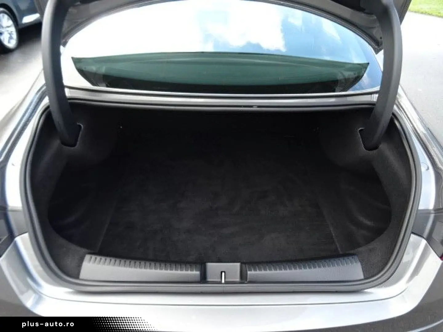 MERCEDES-BENZ CLA 180d T-LEDER NAVI LED AUTOM PANO KAME