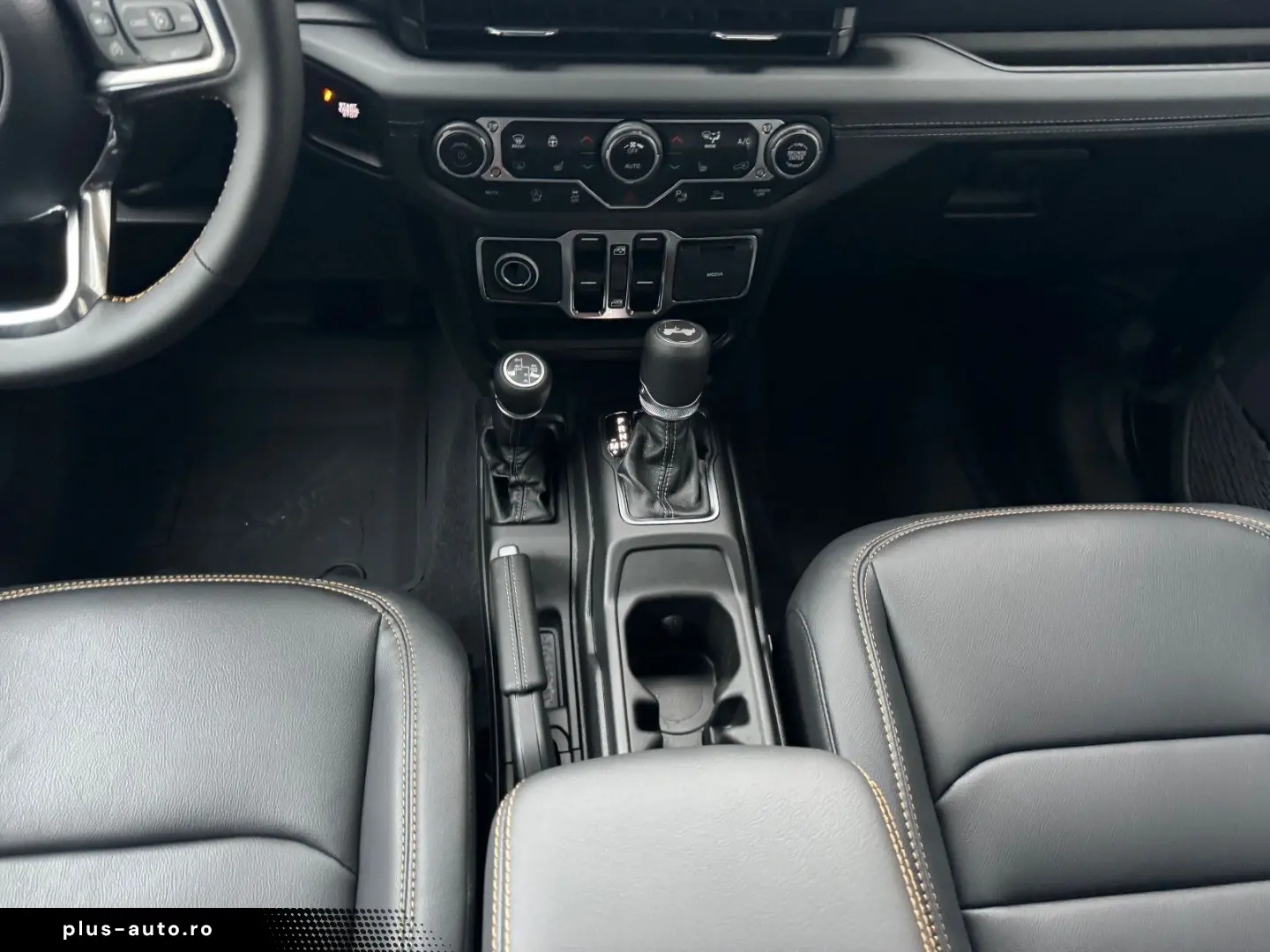 JEEP Wrangler Sahara 2.0 T-GDI Sky-One-Touch