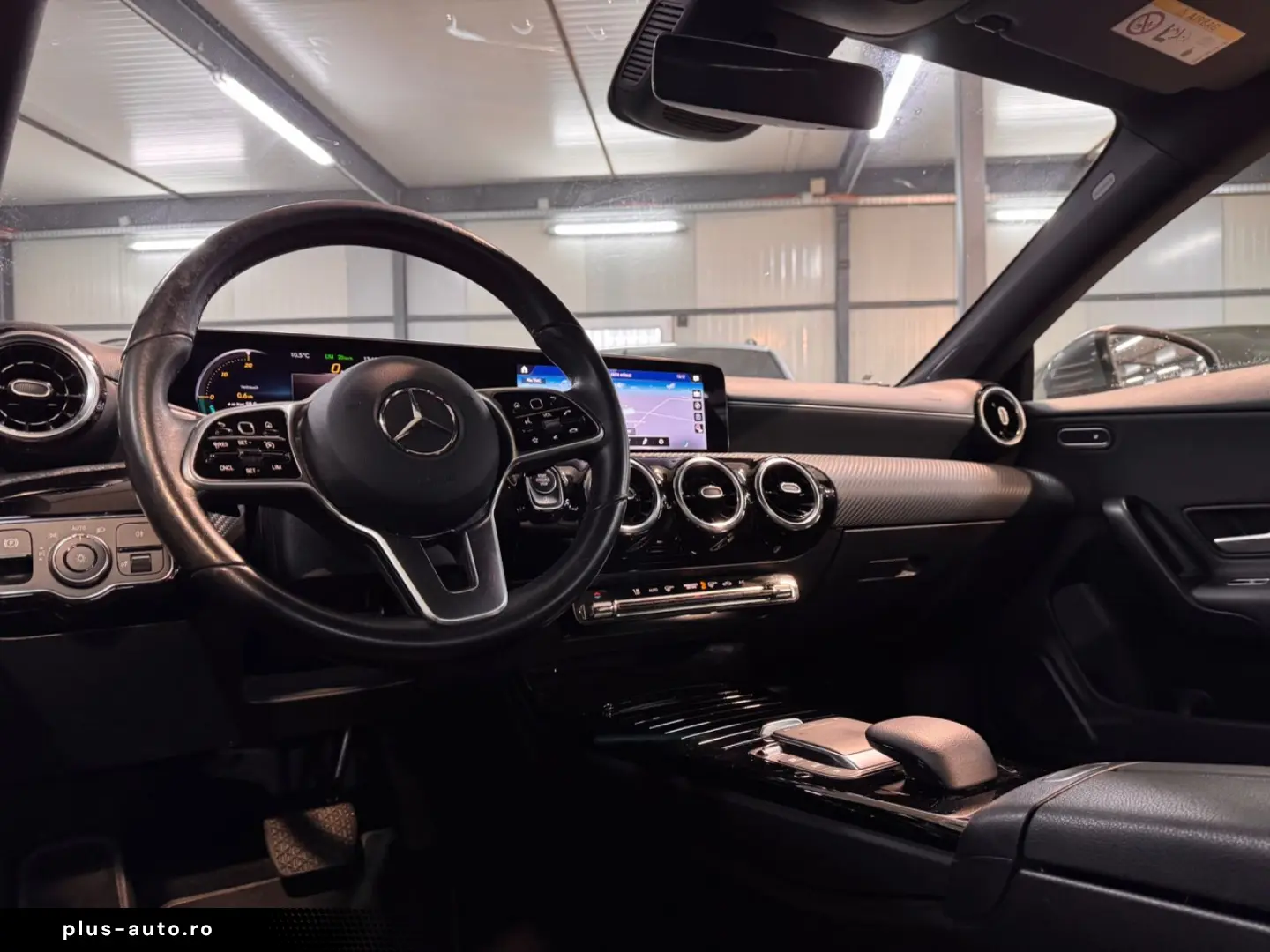 MERCEDES-BENZ CLA 200 d Coupe LED KAME MBUX PARK WIDE SPUR