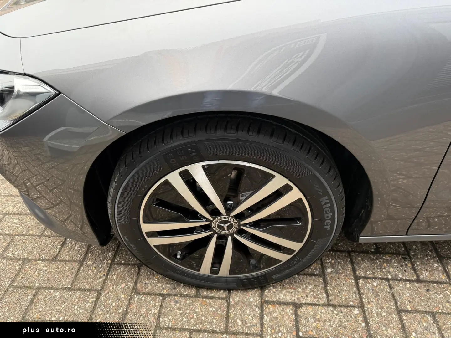 MERCEDES-BENZ CLA 180 Progressive Navi Kamera Telef GRA