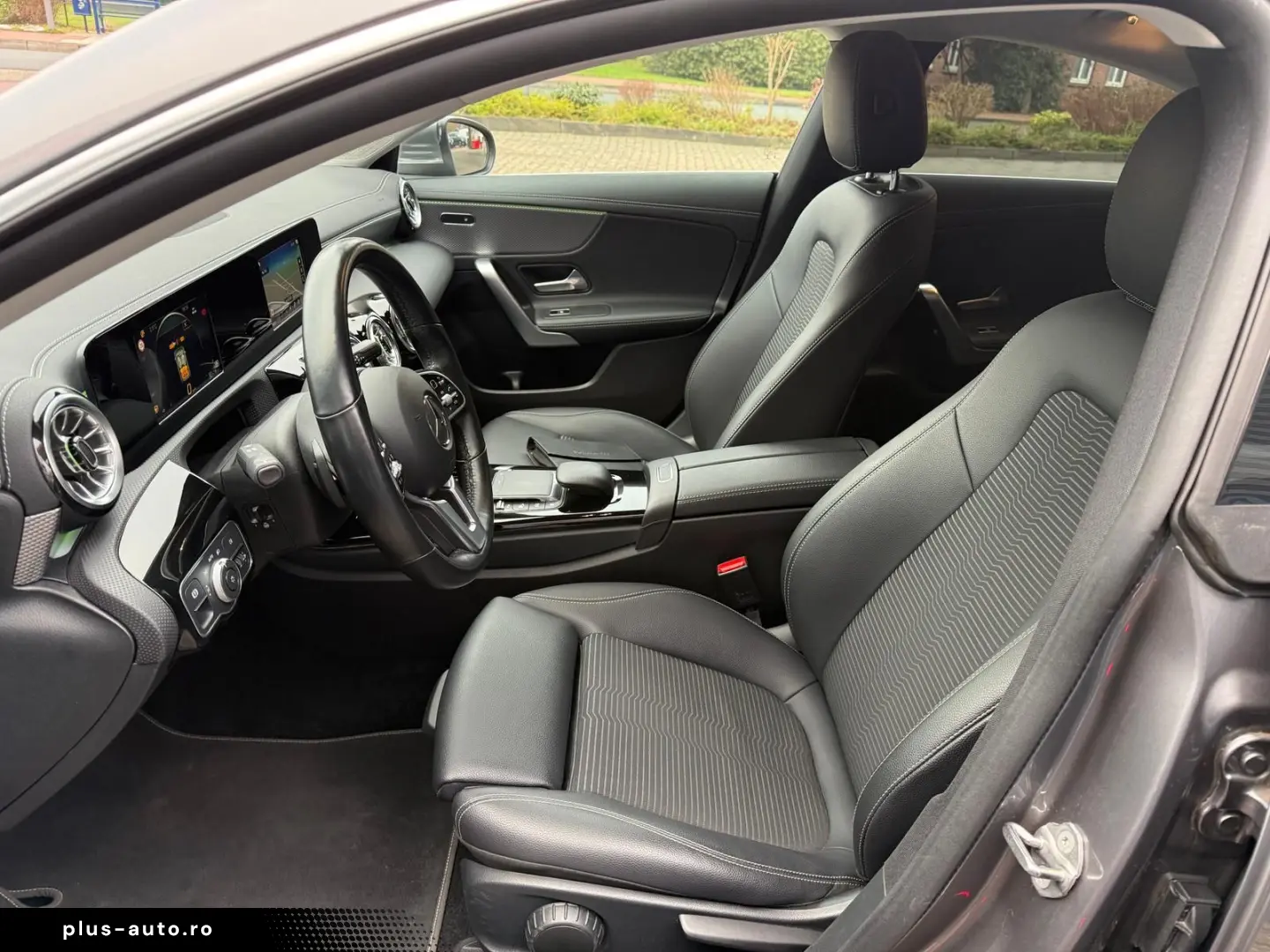 MERCEDES-BENZ CLA 180 Progressive Navi Kamera Telef GRA