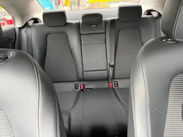 MERCEDES-BENZ CLA 180 Progressive Navi Kamera Telef GRA