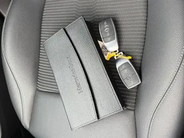 MERCEDES-BENZ CLA 180 Progressive Navi Kamera Telef GRA