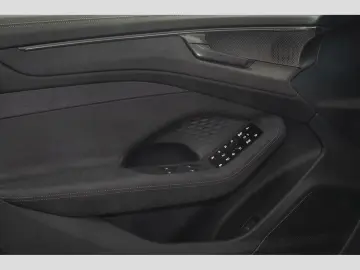 Audi A6 Limousine 2.0 TDI Quattro S Line