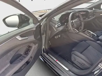 Audi A6 Limousine E-Hybrid Quattro