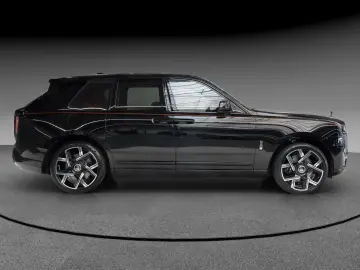 Rolls-Royce Cullinan Series II Black Badge 2026
