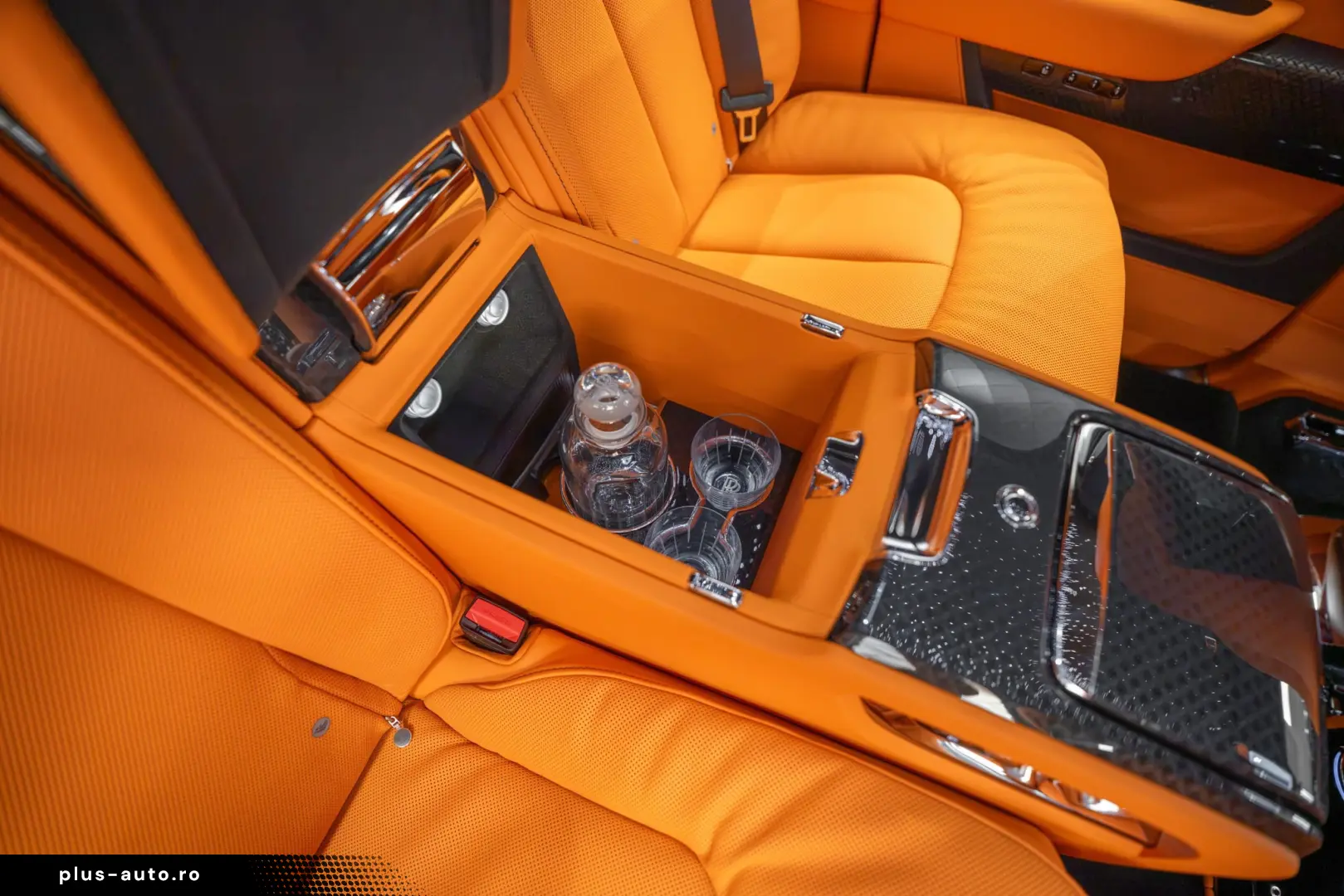 Rolls-Royce Cullinan Series II Black Badge 2026