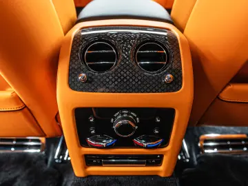 Rolls-Royce Ghost Black Badge Shooting Star Rear TV