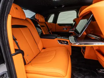 Rolls-Royce Ghost Black Badge Shooting Star Rear TV