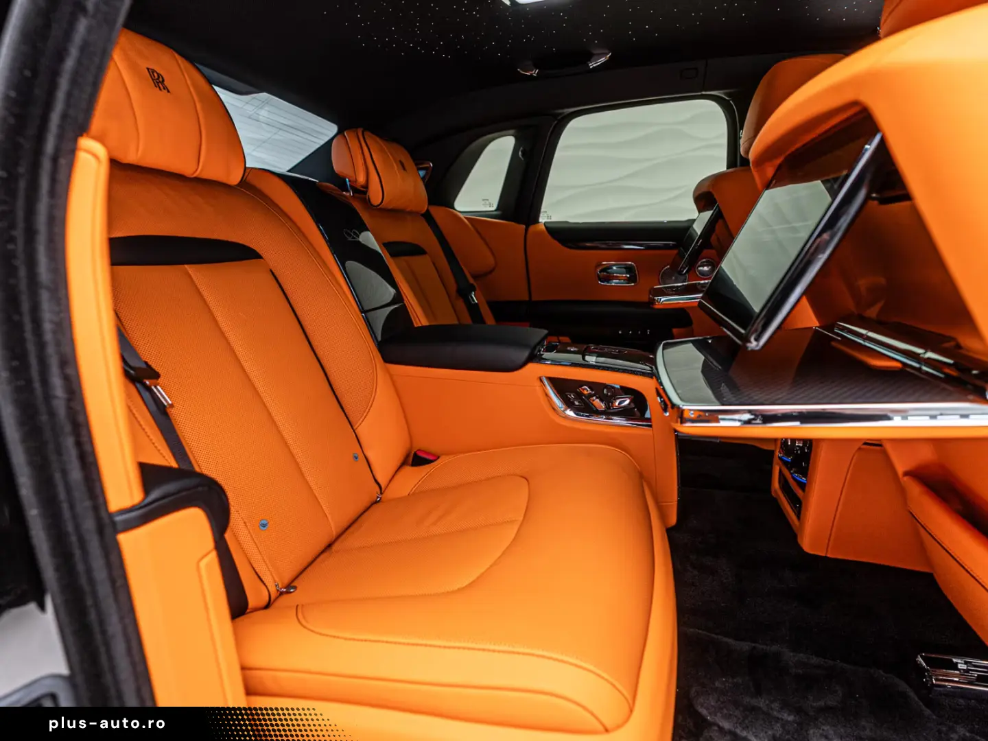 Rolls-Royce Ghost Black Badge Shooting Star Rear TV