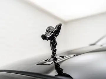 Rolls-Royce Ghost Black Badge Shooting Star Rear TV
