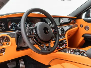 Rolls-Royce Ghost Black Badge Shooting Star Rear TV