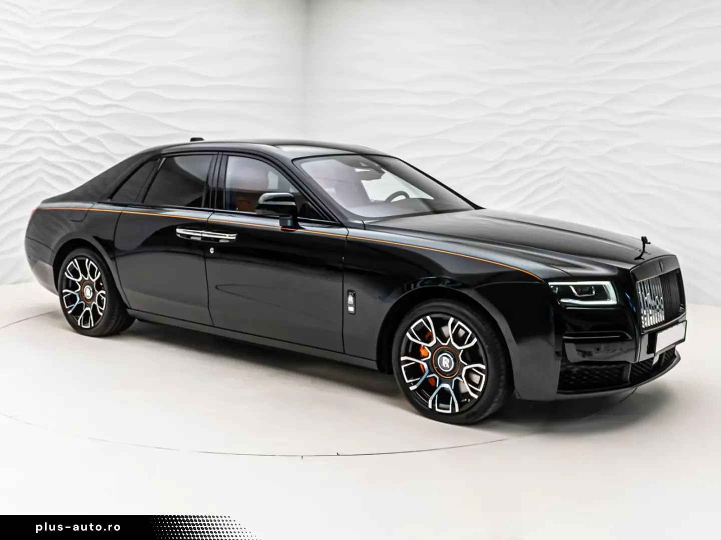 Rolls-Royce Ghost Black Badge Shooting Star Rear TV