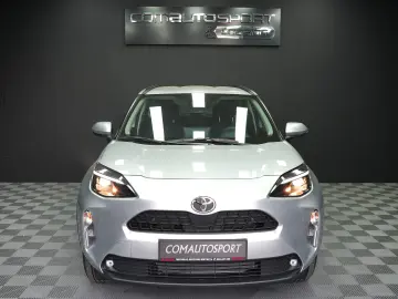 TOYOTA YARIS CROSS HYBRID BUSINESS