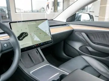 TESLA MODEL 3 LONG RANGE DUAL MOTOR 4×4