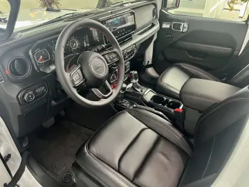 JEEP Wrangler 2.0 Sky One Rubicon Brute Look   Carbon