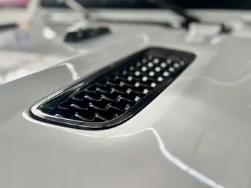 JEEP Wrangler 2.0 Sky One Rubicon Brute Look   Carbon