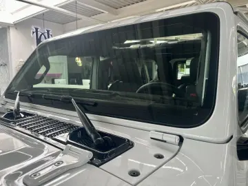 JEEP Wrangler 2.0 Sky One Rubicon Brute Look   Carbon