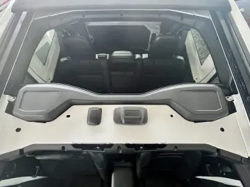 JEEP Wrangler 2.0 Sky One Rubicon Brute Look   Carbon