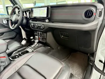 JEEP Wrangler 2.0 Sky One Rubicon Brute Look   Carbon