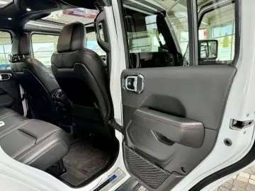 JEEP Wrangler 2.0 Sky One Rubicon Brute Look   Carbon