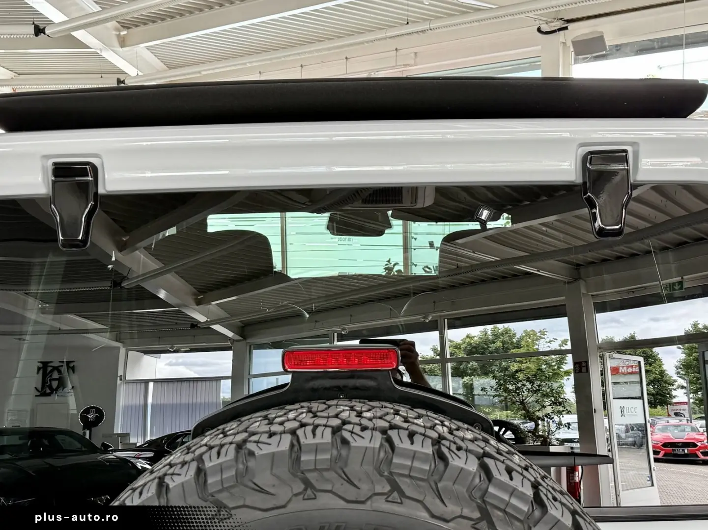 JEEP Wrangler 2.0 Sky One Rubicon Brute Look   Carbon