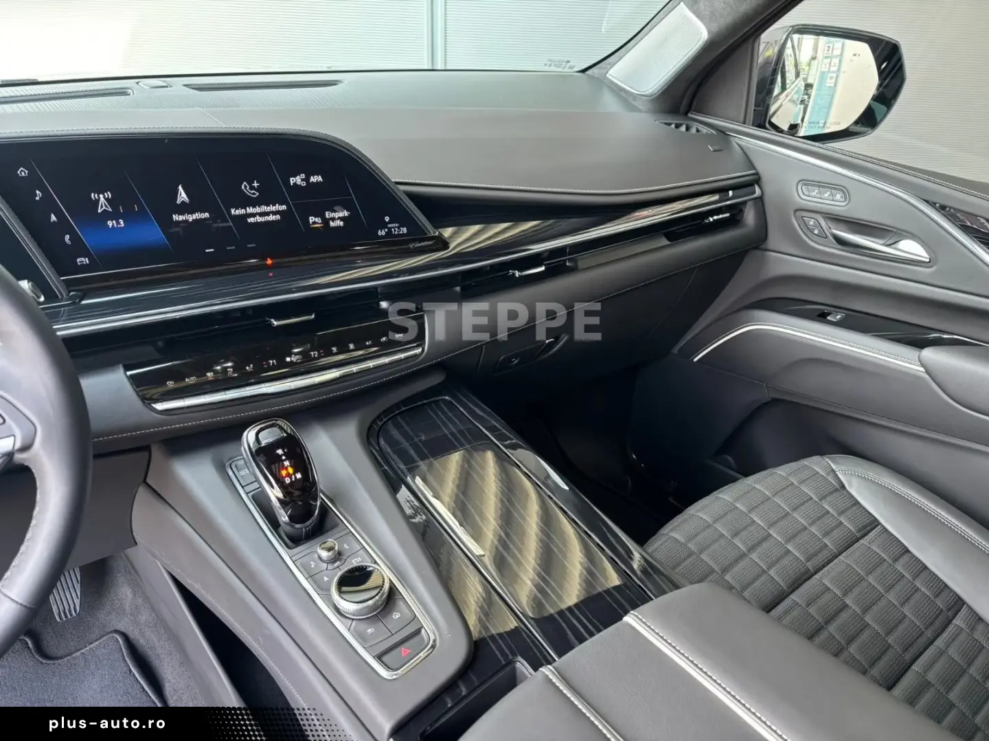 Cadillac Escalade V-Series 6.2 V8 Supercharged AWD