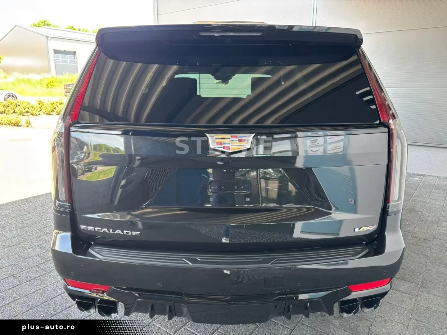 Cadillac Escalade V-Series 6.2 V8 Supercharged AWD