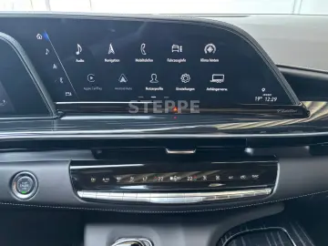 Cadillac Escalade V-Series 6.2 V8 Supercharged AWD