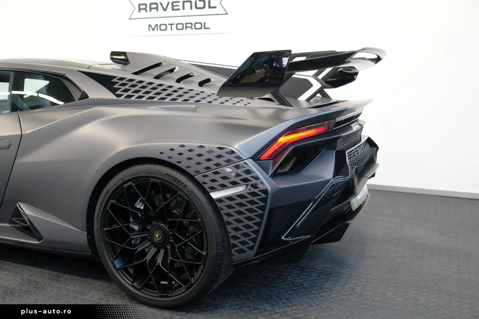 LAMBORGHINI Huracán STO CARBON GRIGIO MATT LIFT SPORT SEAT