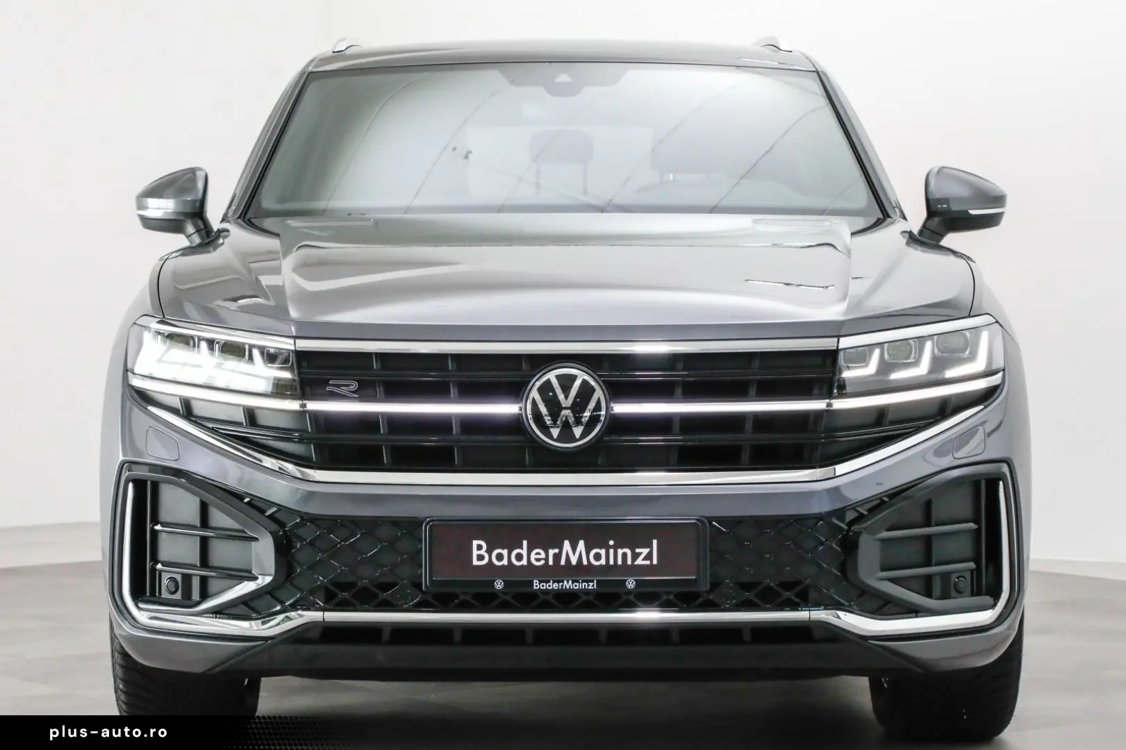 VW Touareg 3.0 TDI 4M R-Line AHK Matrix Luft HuD