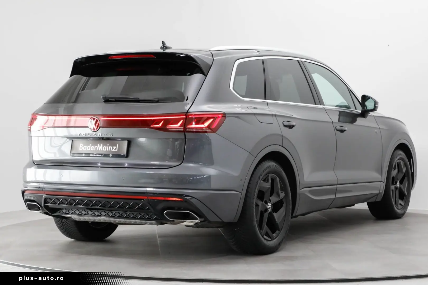 VW Touareg 3.0 TDI 4M R-Line AHK Matrix Luft HuD