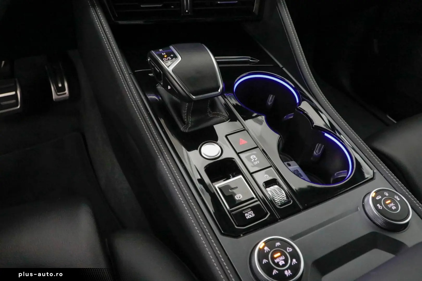 VW Touareg 3.0 TDI 4M R-Line AHK Matrix Luft HuD