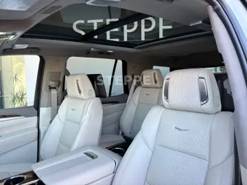 Cadillac Escalade FACELIFT MY26 6.2 V8 Sport Platinum 24