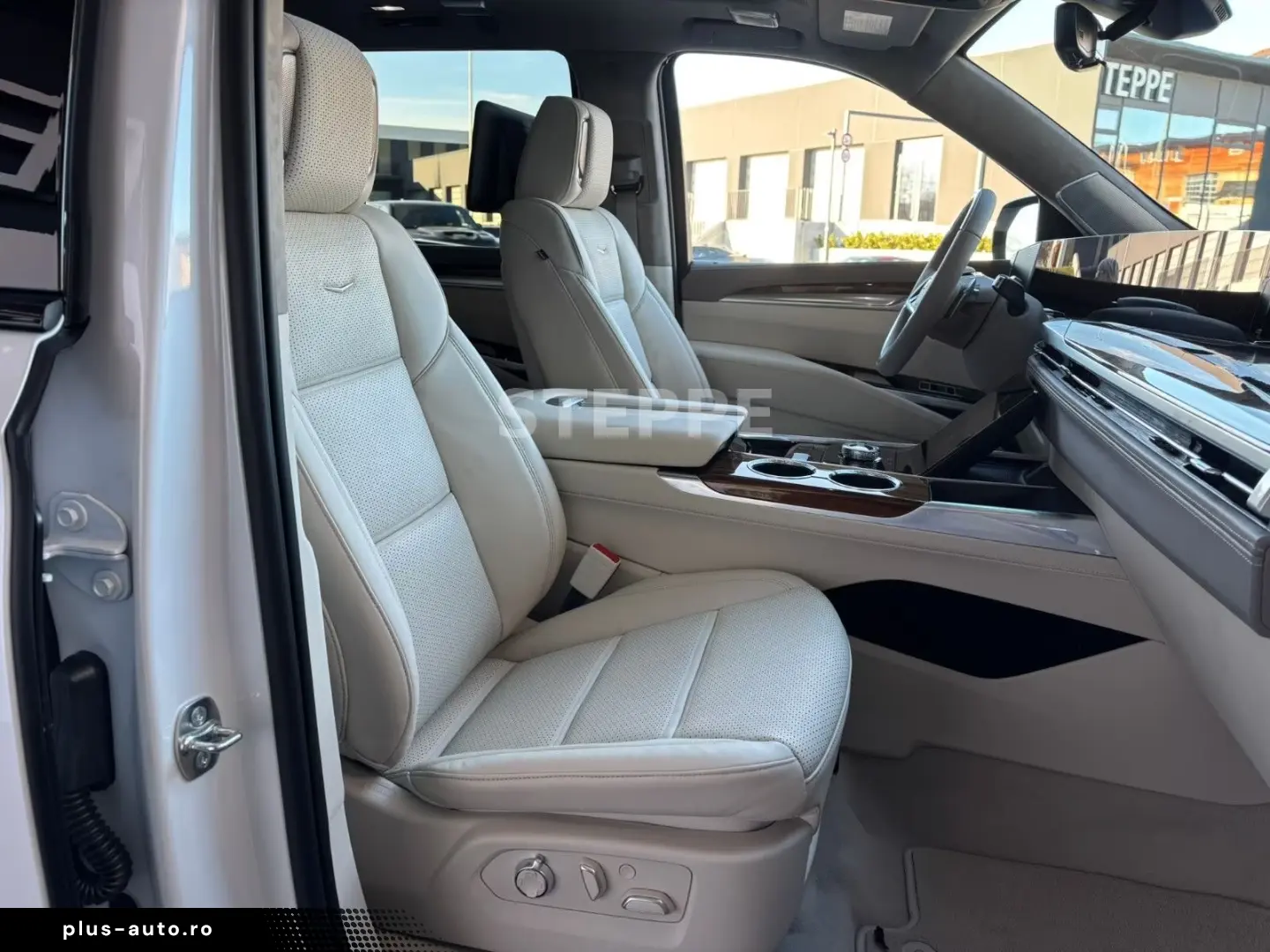 Cadillac Escalade FACELIFT MY26 6.2 V8 Sport Platinum 24