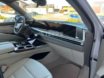 Cadillac Escalade FACELIFT MY26 6.2 V8 Sport Platinum 24