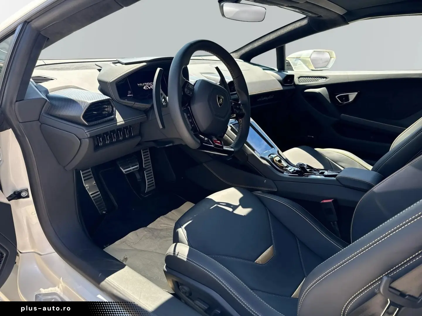 Lamborghini Huracan EVO Spyder 5.2 V10